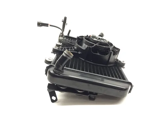 Radiator Cooling Front Fluid with Fan 2022 BMW G310R 3238 x