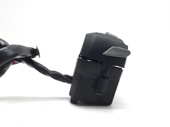 Left Headlight Bar Switch 2022 BMW G310R 3238 x