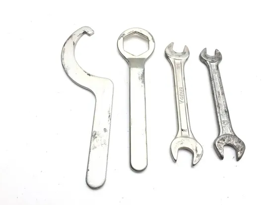 Tool Kit Factory Tools 2022 BMW G310R 3238