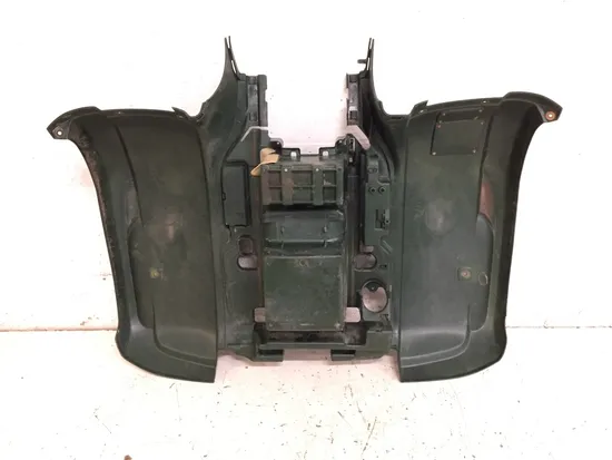 Rear Fender Fenders Plastic 2005 Yamaha Grizzly 660 YFM660FA 4x4 3243