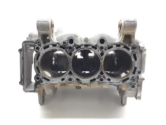 Engine Upper Lower Center Cases Case 2021 Yamaha YXZ1000R SS SE EPS 3249 x