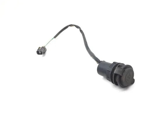 12 Volt Outlet 2022 CF-Moto ZFORCE 950 HO Sport 3255