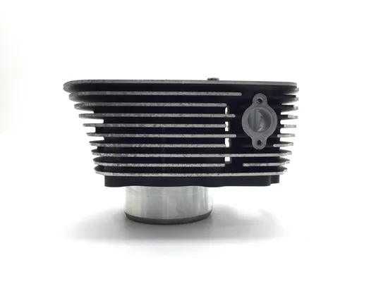 Engine Cylinder Jug W Piston Rear 2005 Victory Kingpin Ness Signature 3258