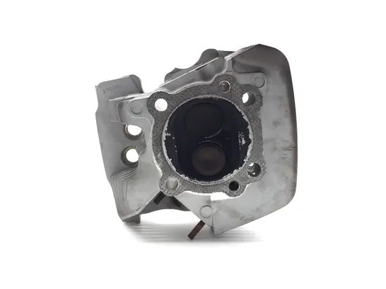 Engine Cylinder Head Complete Rear 2006 Harley-Davidson Electra Glide FLHT 3246
