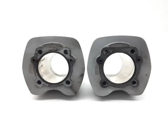 Front Rear Cylinder Jugs w Pistons 2006 Harley-Davidson Electra Glide FLHT 3246