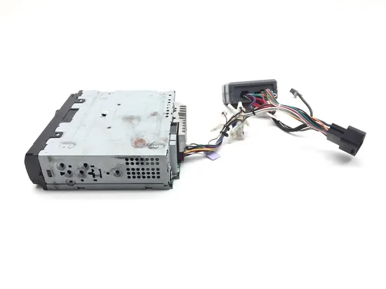 Pioneer DEH-S4220BT Radio CD Player 2006 Harley-Davidson Electra Glide FLHT 3246