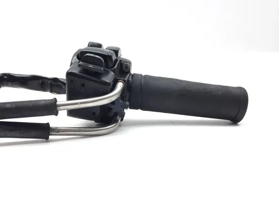 Right Control Switch 2006 Harley-Davidson Electra Glide FLHT 3246