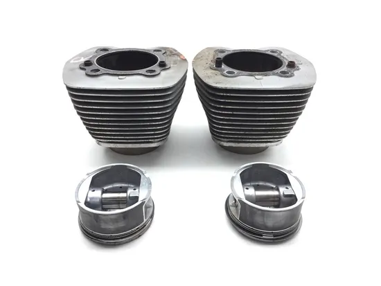Front Rear Cylinder Jugs w Pistons 2002 HarleySoftail Standard EFI FXSTI 3245 x