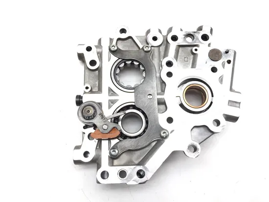 Cam Support Plate Oil Pump 2002 Harley-Davidson Softail Standard EFI FXSTI 3245x