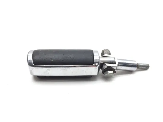 Willie G Left Right Set Passenger Peg Bracket 2002 HarleySoftail Standard 3245 x