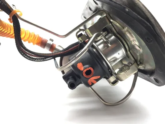 Gas Fuel Tank Pump 2005 Harley Electra Glide Ultra Classic EFI FLHTCUI 3233 x