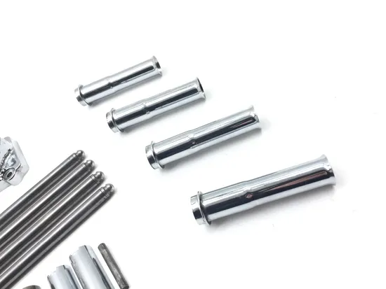 Push Rods Tubes and Lifters 2005 Harley Electra Glide Classic EFI FLHTCI 3244 x 3