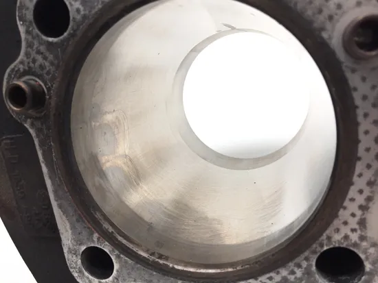 Front Rear Cylinder Jugs w Pistons 2000 Harley Ultra Classic FLHTCUI 3247 x