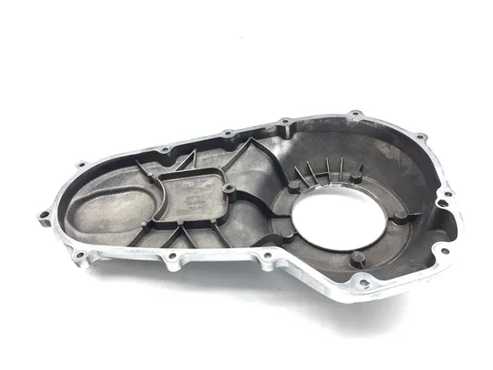 Outer Primary Clutch Cover 2011 Harley-Davidson Road King Classic FLHRC 3226 x