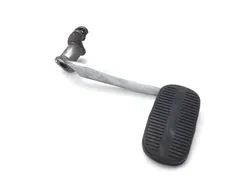 Foot Brake Pedal 2011 Harley-Davidson Road King Classic FLHRC 3226 x
