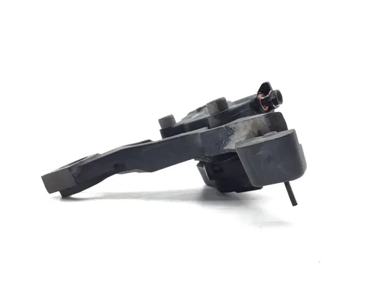 Rear Brake Caliper W Stay 2011 Harley-Davidson Road King Classic FLHRC 3226