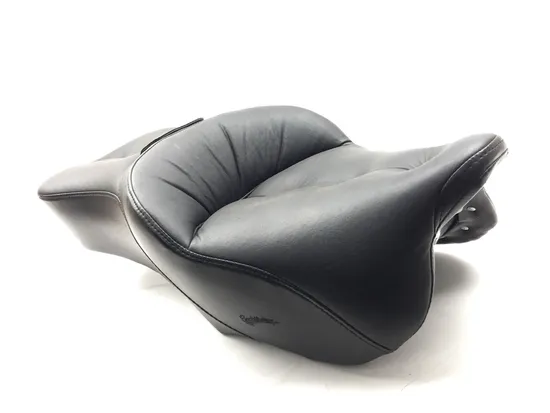 Saddleman Seat 2011 Harley-Davidson Road King Classic FLHRC 3226