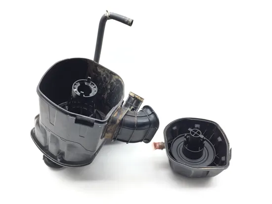 Airbox Air Box Assembly 2017 Yamaha YXZ1000R 3267