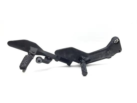 Right Rearset Brake Bracket Foot Peg 2021 Husqvarna SVARTPILEN 401 3263 x