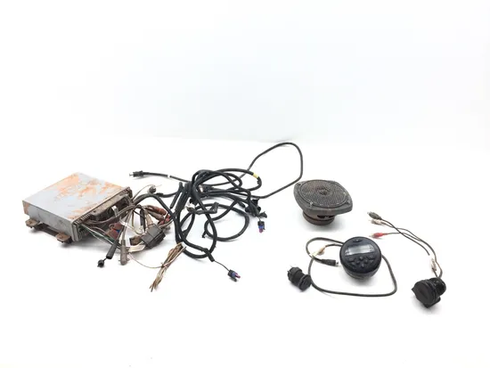 Radio 2014 Can-Am Maverick 1000R 4x4 XXC DPS 3268