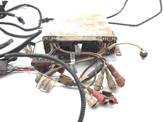 Radio 2014 Can-Am Maverick 1000R 4x4 XXC DPS 3268