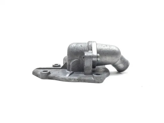 Thermostat Housing 2007 Suzuki Boulevard C50B 3262