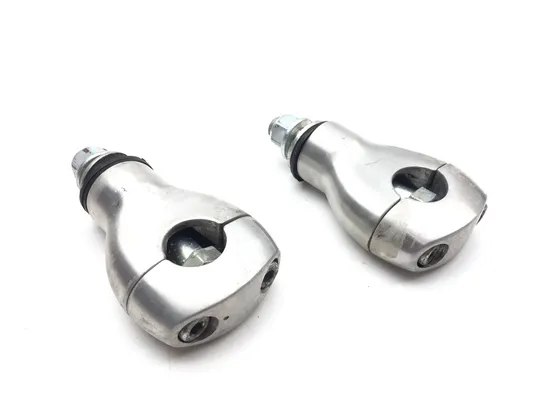 Handle Bar Mount Clamps 2007 Suzuki Boulevard C50B 3262