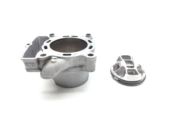 Engine Cylinder Jug W Piston 2021 Husqvarna FC250 3272