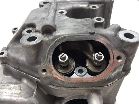 Engine Cylinder Head Complete W Valves 2010 Honda Big Red 700 MUV700 3274 x