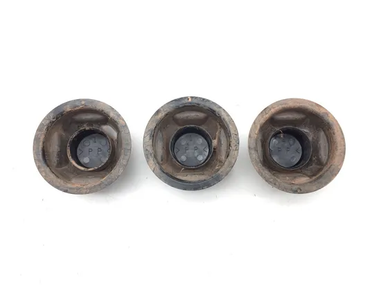 Front Wheel Hub Dust Covers 2008 Yamaha Grizzly 700 YFM700FG 4x4 FI 3275 x