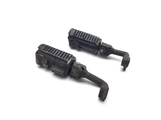 Left Right Foot Pegs 1979 Honda CB750K 750 Four 3276 x
