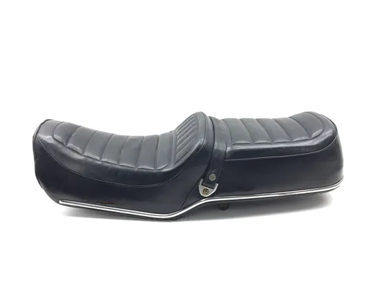 Seat 1979 Honda CB750K 750 Four 3276 x