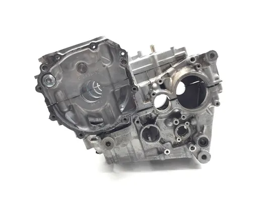 Upper Lower Center Cases Case 1998 Suzuki GSXR600 3277