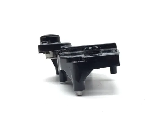 Engine Sprocket Cover 1998 Suzuki GSXR600 3277