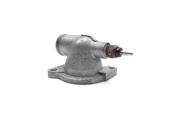 Thermostat Cover 1998 Suzuki GSXR600 3277