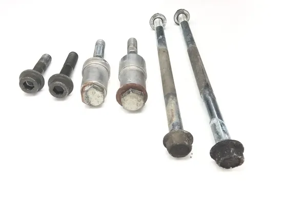 Engine Motor Mounts 1998 Suzuki GSXR600 3277