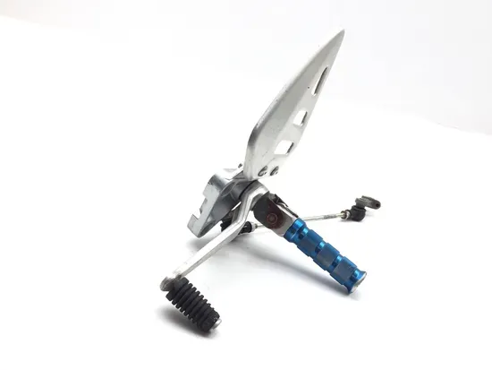 Left Side Rearset Shifter Bracket 1998 Suzuki GSXR600 3277 x 3