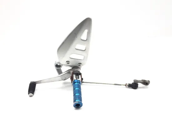 Left Side Rearset Shifter Bracket 1998 Suzuki GSXR600 3277 x 1