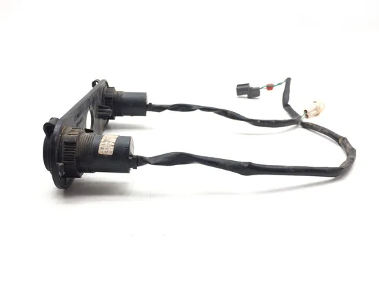 12 Volt Outlet 2022 CF-Moto ZFORCE 950 HO Sport 3285