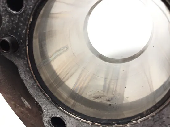 Front Rear Cylinder Jugs w Pistons 2010 Harley Dyna Wide Glide FXDWG 3300x