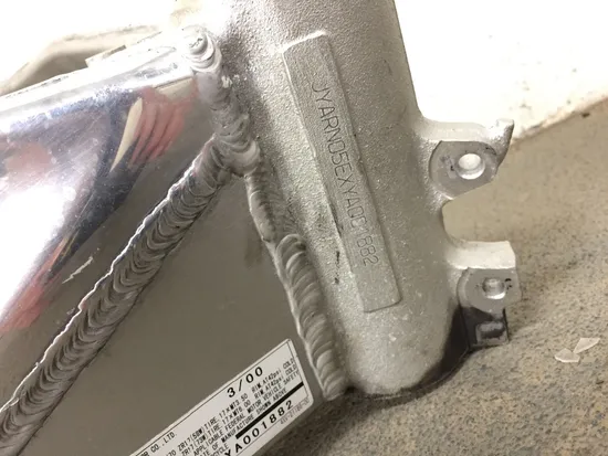 Main Frame Chassis CLN Ready To Go 2000 Yamaha YZF R1 3309