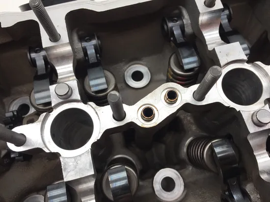 Engine Cylinder Head Complete W Valves 2008 BMW F800ST 3301