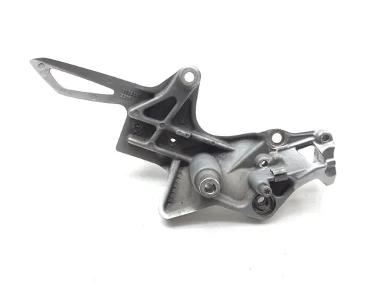 Left Side Rearset Bracket 2008 BMW F800ST 3301 x