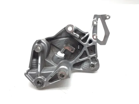 Right Rearset Brake Bracket Foot Peg 2008 BMW F800ST 3301 x