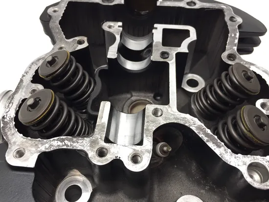 Engine Cylinder Head Complete W Cams Rear 2005 Suzuki Boulevard C50 3310