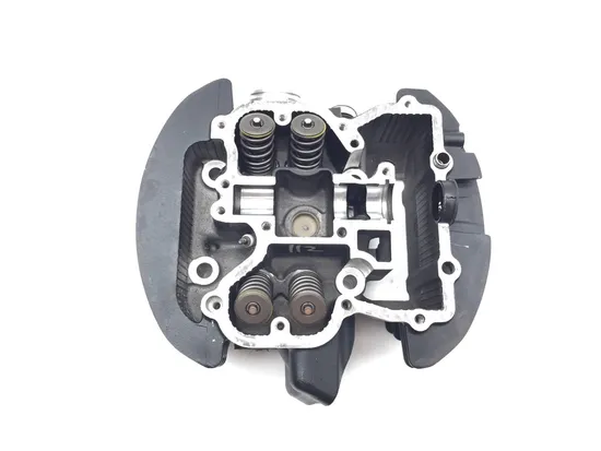 Engine Cylinder Head Complete W Cams Rear 2005 Suzuki Boulevard C50 3310