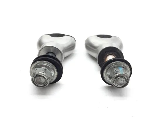 Handle Bar Mount Clamps 2005 Suzuki Boulevard C50 3310