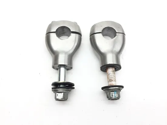 Handle Bar Mount Clamps 2005 Suzuki Boulevard C50 3310