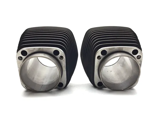 Front Rear Cylinder Jugs w Pistons 2004 Harley-Davidson Softail Deuce FXSTD 3319