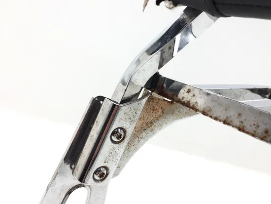 Sissy Bar With Luggage Rack 2004 Harley-Davidson Softail Deuce FXSTD 3319 x